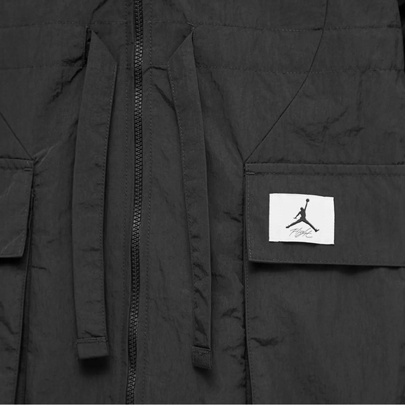 Nike Black Utility Jacket with High Collar and Full-Length Zipper - Picture 3 of 3